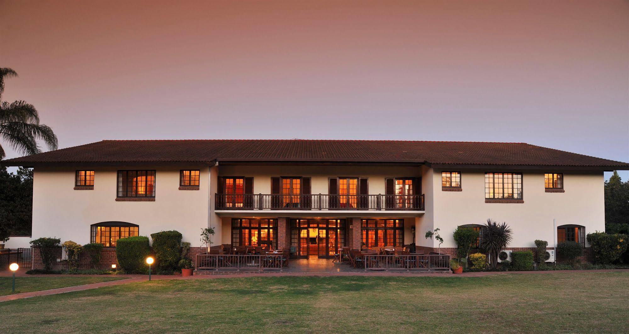 Wartburger Hof Hotel Midlands Ngoại thất bức ảnh