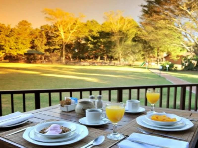Wartburger Hof Hotel Midlands Ngoại thất bức ảnh