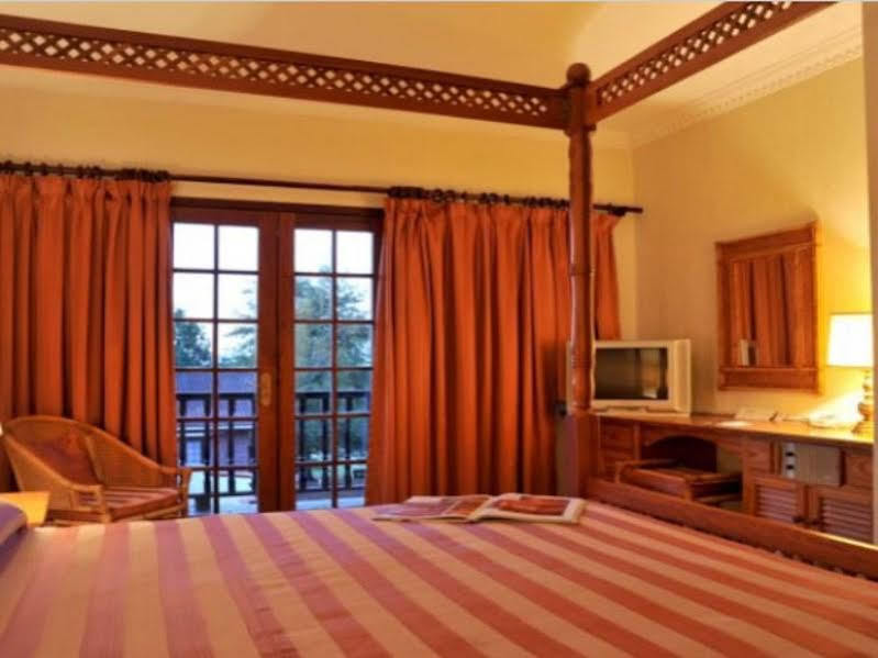 Wartburger Hof Hotel Midlands Ngoại thất bức ảnh