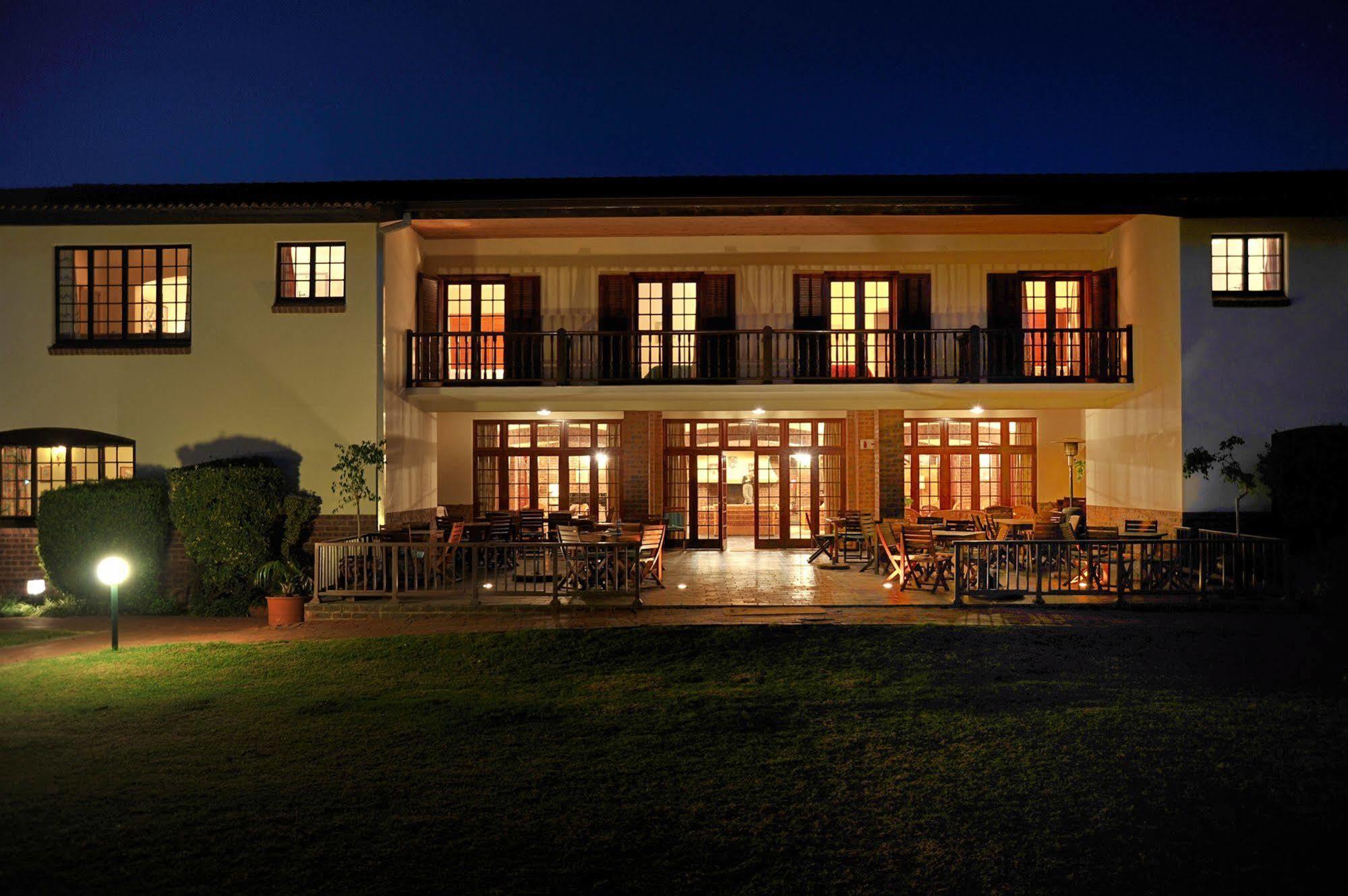 Wartburger Hof Hotel Midlands Ngoại thất bức ảnh